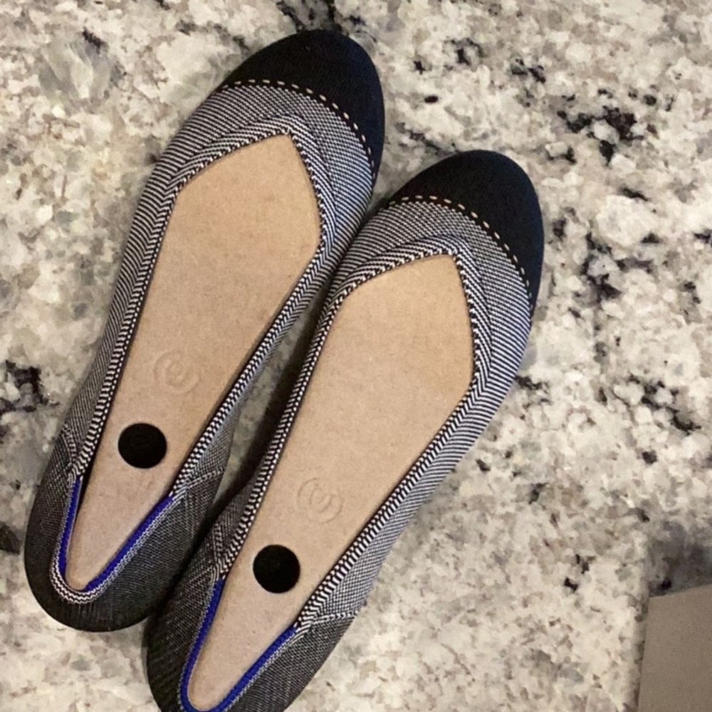 Rothys grey mist captor